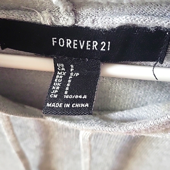 Lightweight Oversized Hoodie - Picture 2 of 3